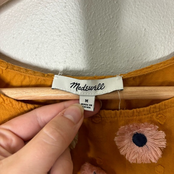 Madewell Embroidered Sunflower Top medium - Picture 5 of 7